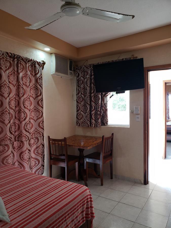 Hotel Cuarto Camino Плая-дель-Кармен Экстерьер фото