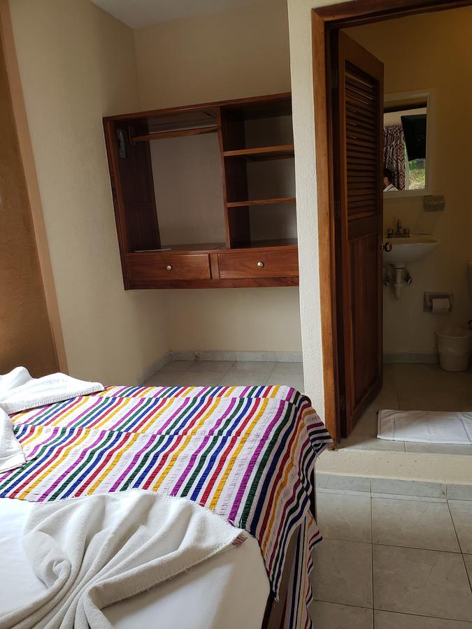 Hotel Cuarto Camino Плая-дель-Кармен Экстерьер фото