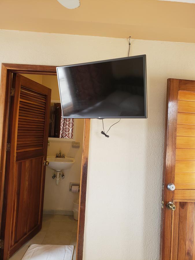Hotel Cuarto Camino Плая-дель-Кармен Экстерьер фото