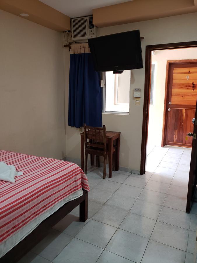 Hotel Cuarto Camino Плая-дель-Кармен Экстерьер фото